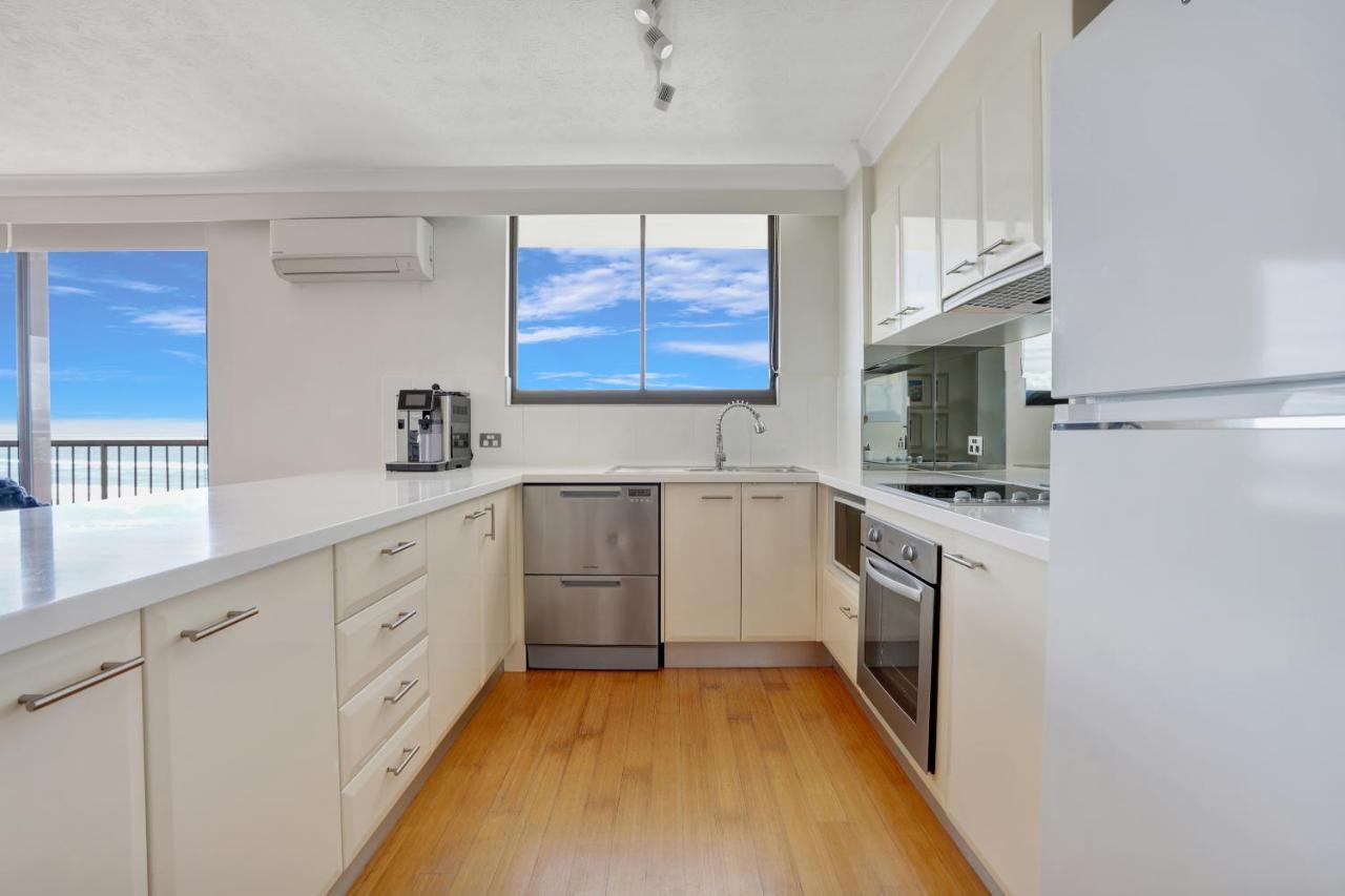 Beach Palms Holiday Apartments ゴールドコースト エクステリア 写真