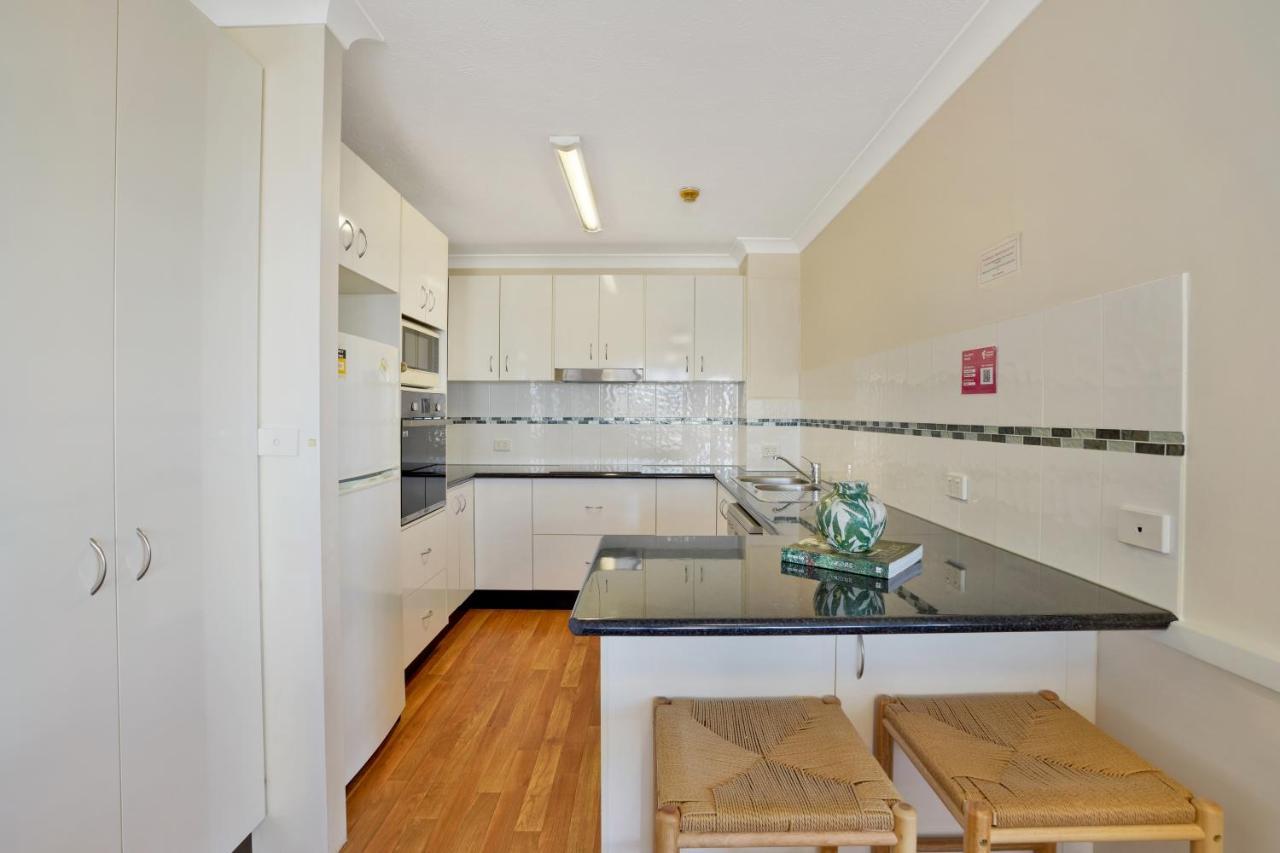 Beach Palms Holiday Apartments ゴールドコースト エクステリア 写真